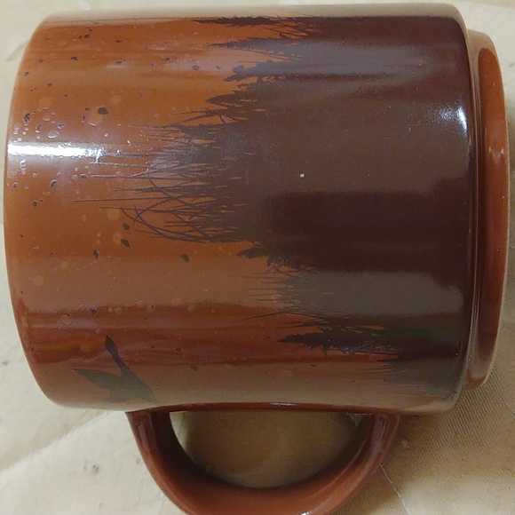 Tim Hortons ceramic mug 2017 - Picture 2 of 5